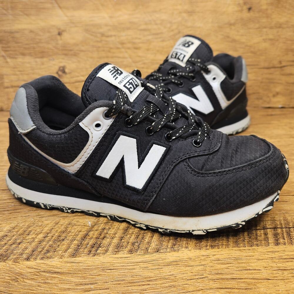 New Balance 574 Black white lace up Sneakers size 1